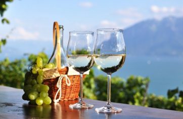 Cape wine tours Cape Town Golf Holiday